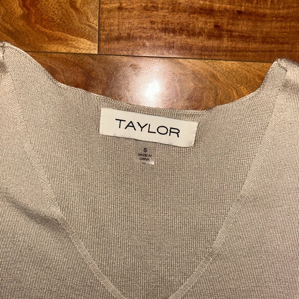 Set of two midi work dresses - Picture 2 of 3